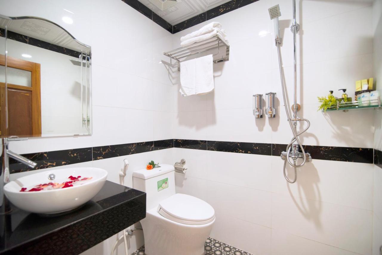 Charming Danang Hotel-203 Nguyen Van Thoai Exterior photo